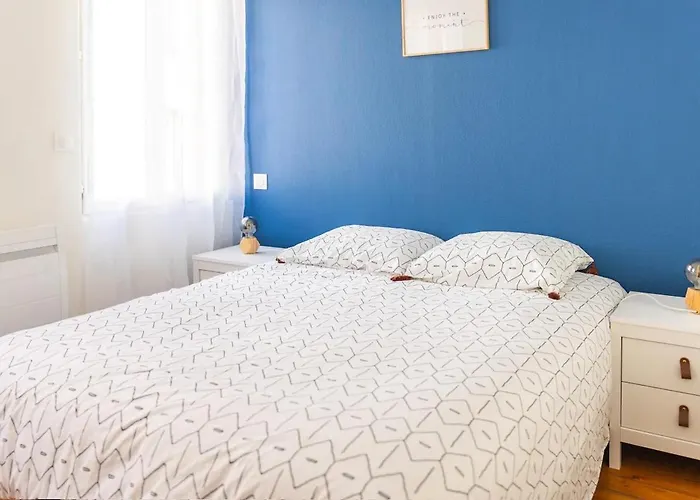 Holiday home Maison 'millesime' Spacieuse Et Confortable